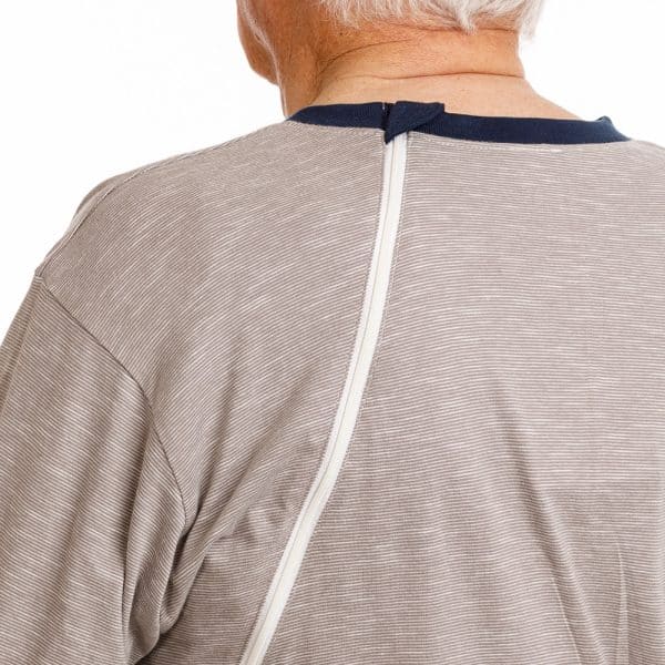 אוברול פסים לגבר מאחור אוברול פסים לגבר מאחור